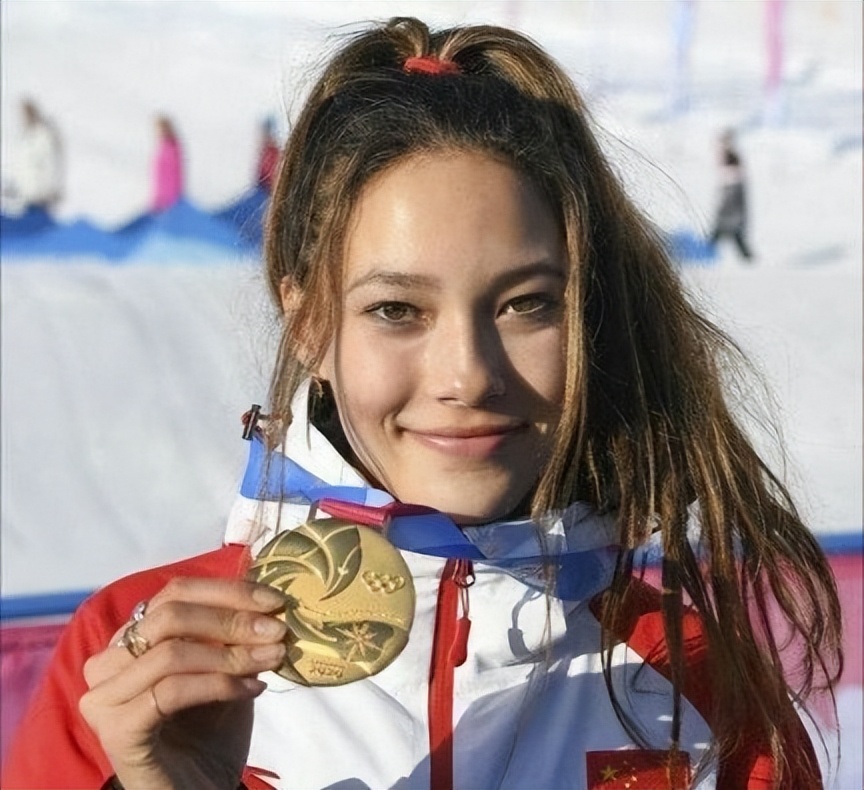 谷爱凌是如何一步步“跌落神坛”的？