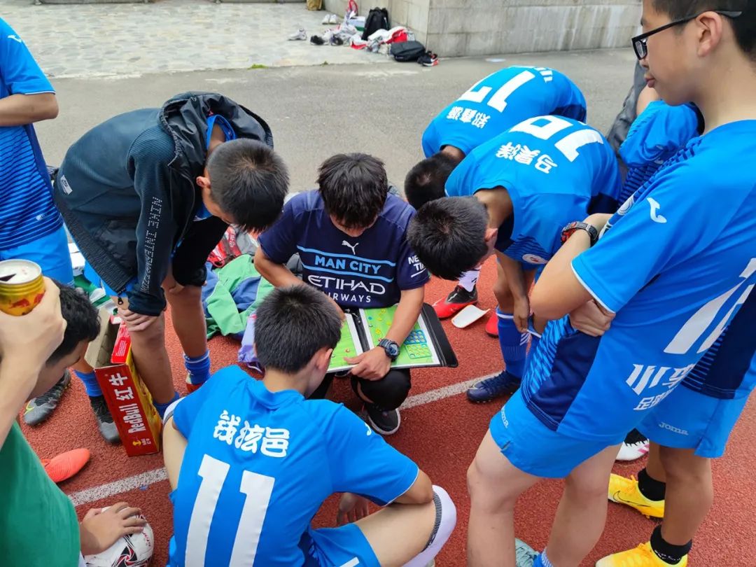 喜报足球,足球喜报