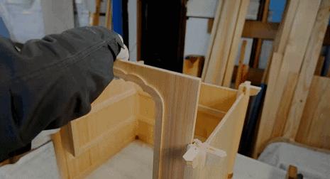 日本人花700万改造成狗,一个男子给狗建造25万的狗窝