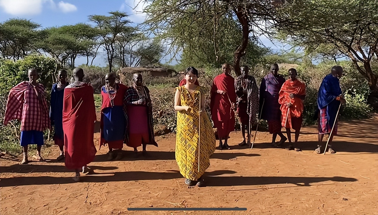 女大学生毕业后被外派非洲，年薪15万，现在无时无刻不想回国