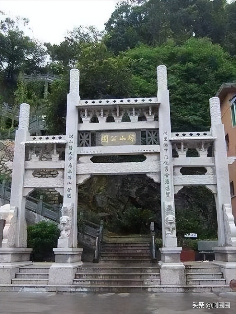 四单元作文推荐一个好地方,推荐一个好地方作文四年级顺序