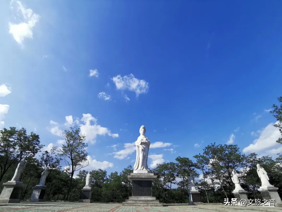 美女必跑贵妃梁，硬汉得吃擀面皮，小编带你去看最“野”的河山