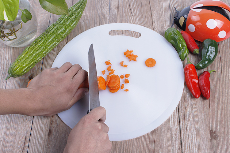 做了几年家常菜的阿姨,家用菜刀选购攻略