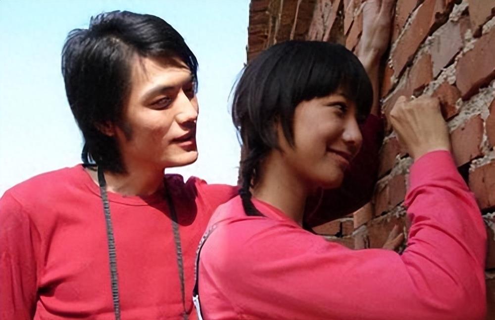 王珞丹脱戏,37岁的王珞丹有多迷人