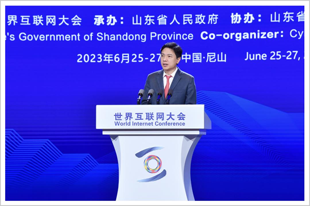 挤上全球大模型牌桌,百度凭什么?