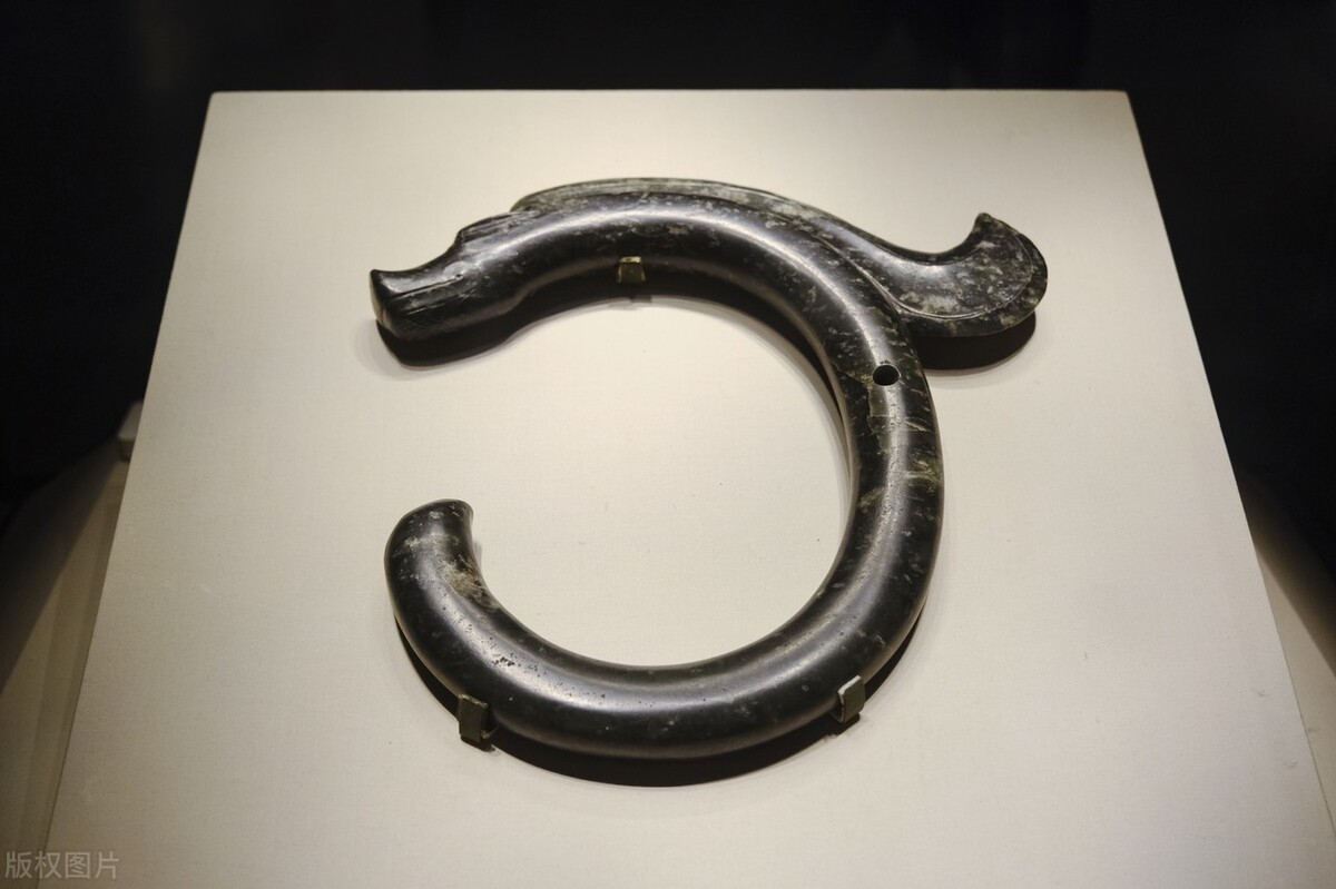 玉文化的四个时期及内涵,玉在中国文化中的地位和精神寓意