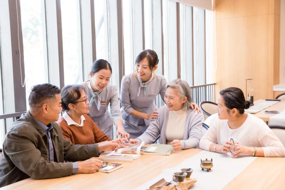 养老公寓就是居家养老吗,什么叫公寓式养老