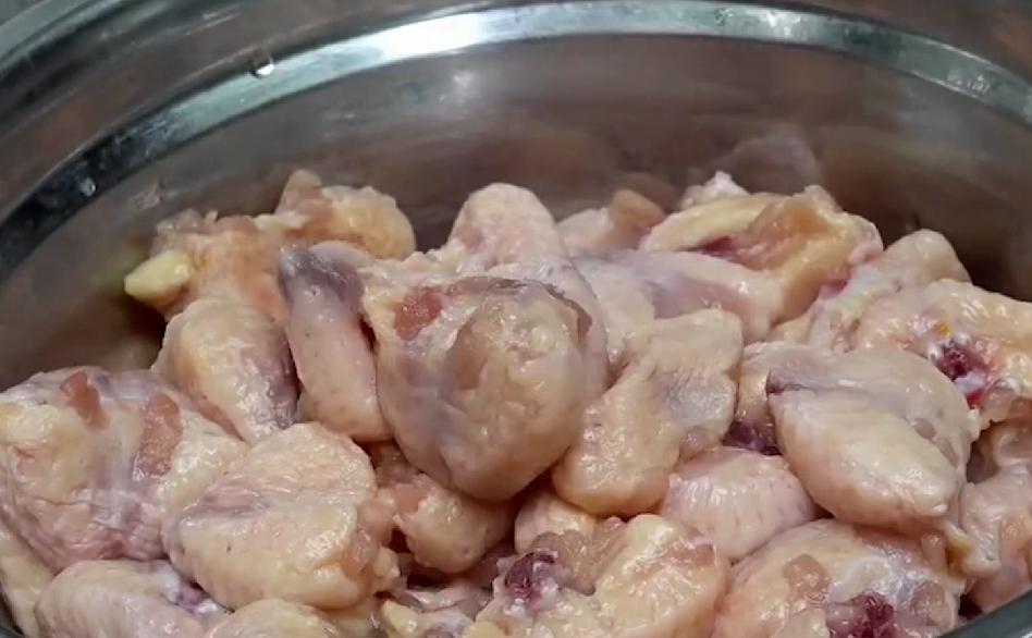 歪厨子余小二央视,歪厨子余小二靠啥爆火