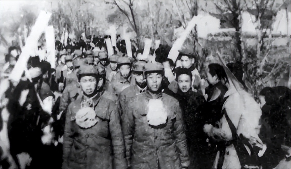 1993年台湾老兵找到失散45年的妻子后,对其丈夫说:我能带她走吗