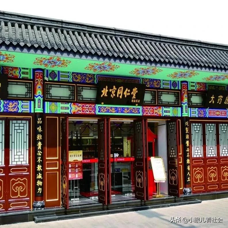 曾经最火的优衣库在中国有多少家,优衣库老款