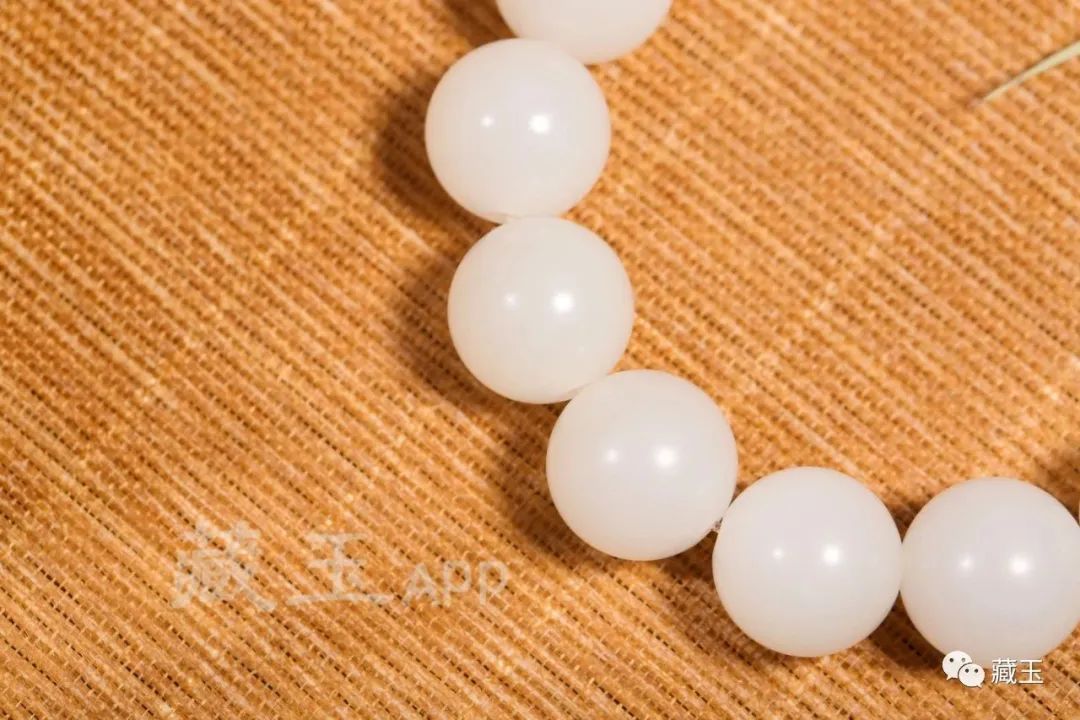 最惊艳的玉雕手串,极品玉雕手串图片大全