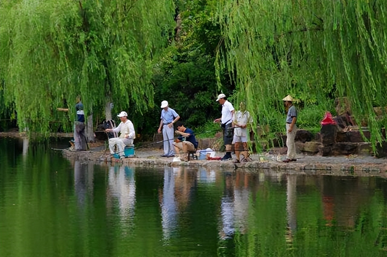 钓鱼眼镜和偏光镜有什么区别,钓鱼戴偏光镜有度数