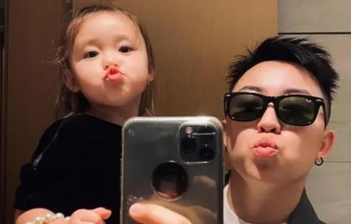 花50万购买精子生下5国混血,女子斥巨资生混血女儿新闻