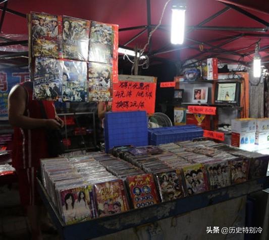 一天看上万条黄片，频起生理反应，鉴黄师年入18万，为何难以招人