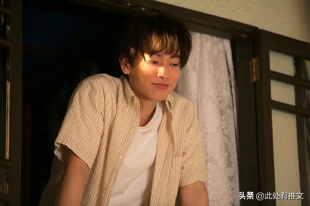 佐藤健关于初恋的剧,日剧永野芽郁佐藤健