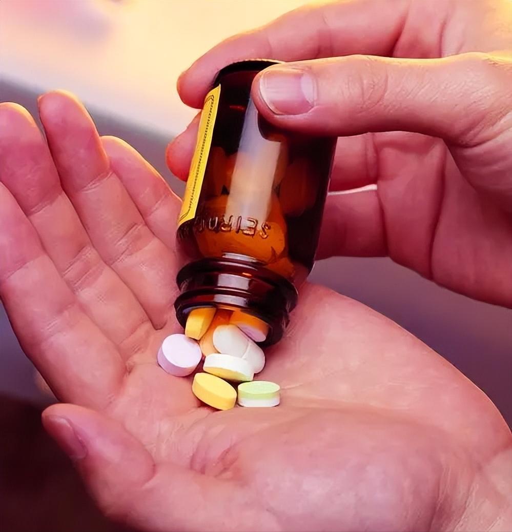 强直性脊柱炎的针灸推拿法,强直性脊柱炎做针灸推拿会有用吗