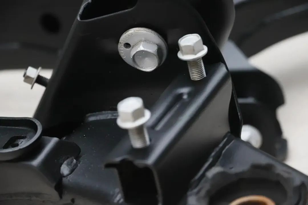 雷克萨斯lx570大修全过程,雷克萨斯lx470详细介绍