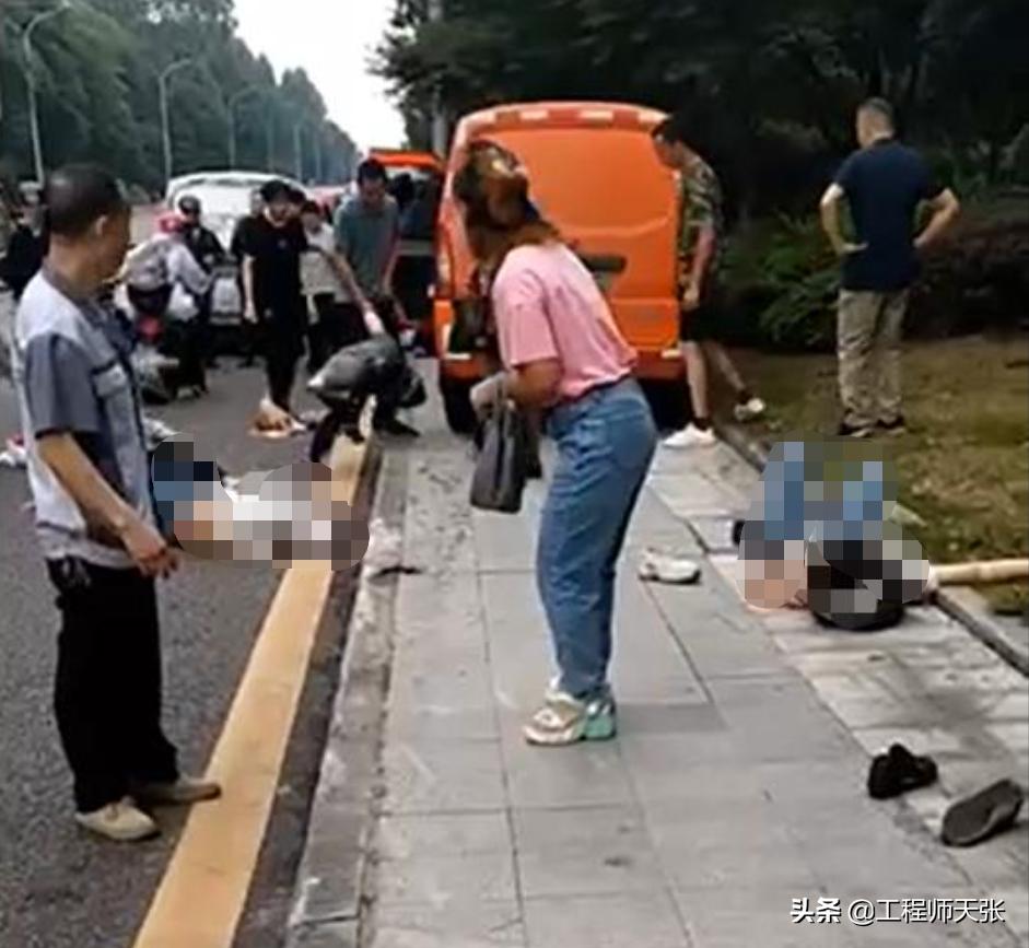 重庆客货车相撞致路人1死5伤,重庆客货车相撞已致5人死亡