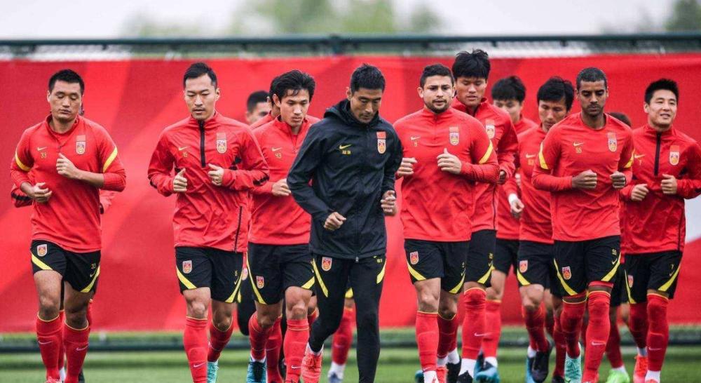 村超跟国家队对比,村超跟广东比了吗