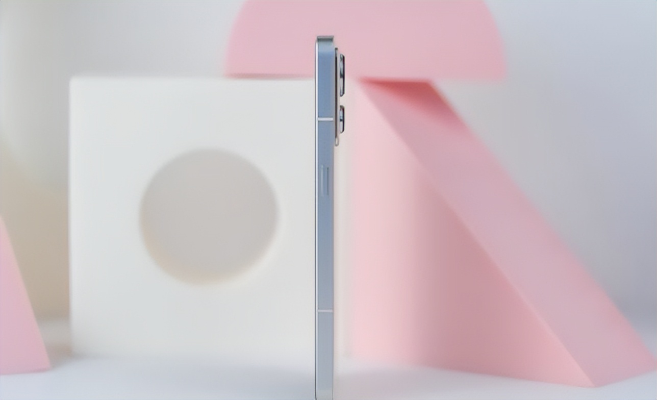 用了3年的xr,realmegt2大师版探索版和iphonexr