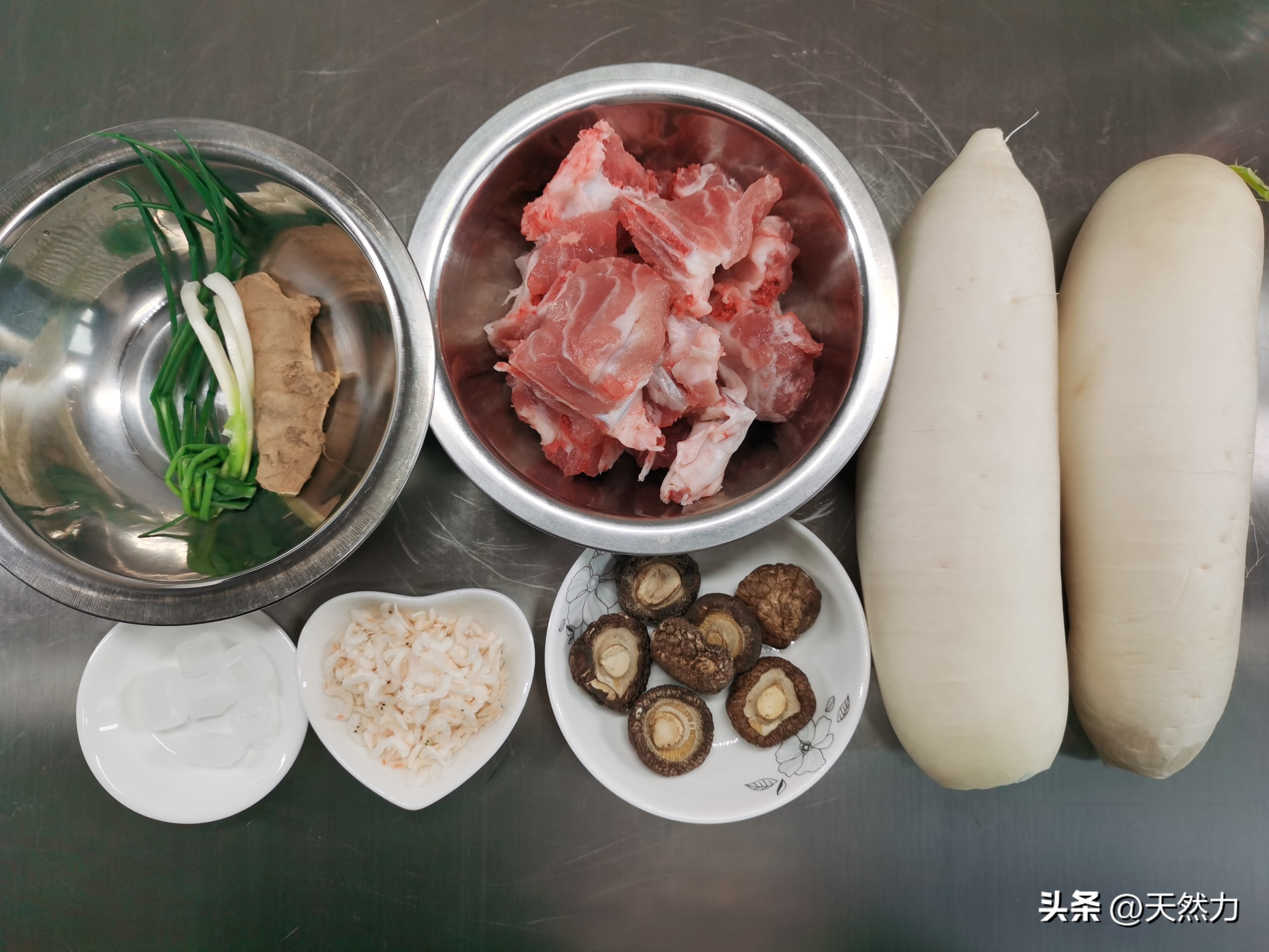 白萝卜爽口小菜的做法,白萝卜清脆爽口好吃又下饭的做法