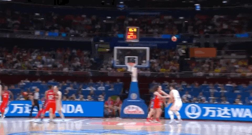 涓浗濂崇椤跺嘲鐩歌,濂崇椤跺嘲鏃舵湡