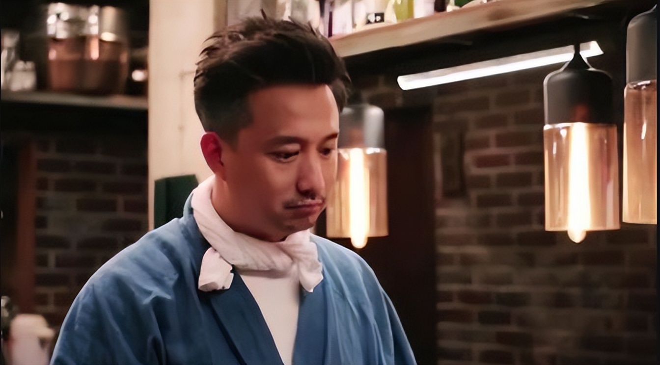 黄磊深夜食堂变泡面馆,黄磊神算子模式开启惊人的脑容量