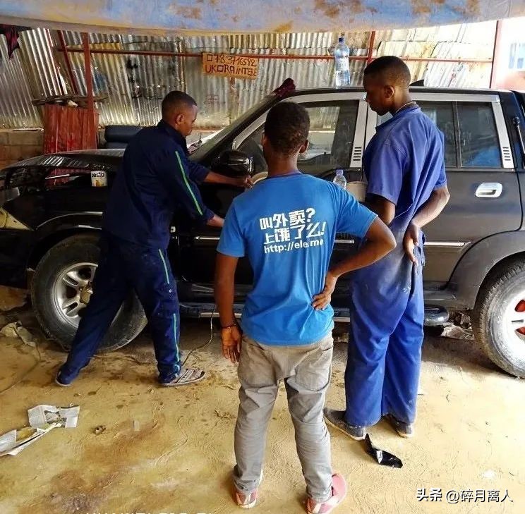 你扔掉二手衣服,决定非洲的街头潮流,2600万吨旧衣的商机