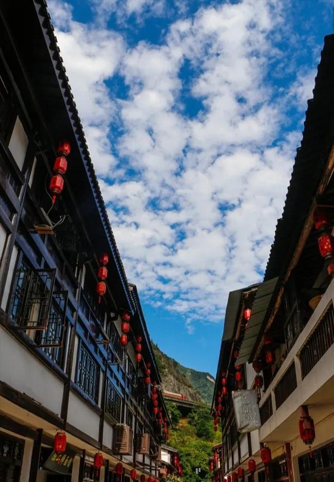 目前云南昭通有多少作家,昭通十大作家