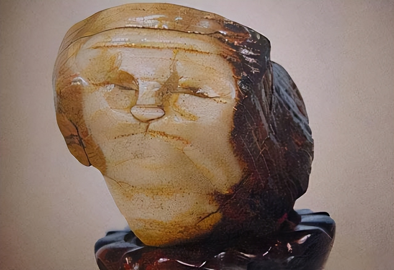 1997年小伙花150元买块石头，4年后竟暴涨64万倍，价值9600万