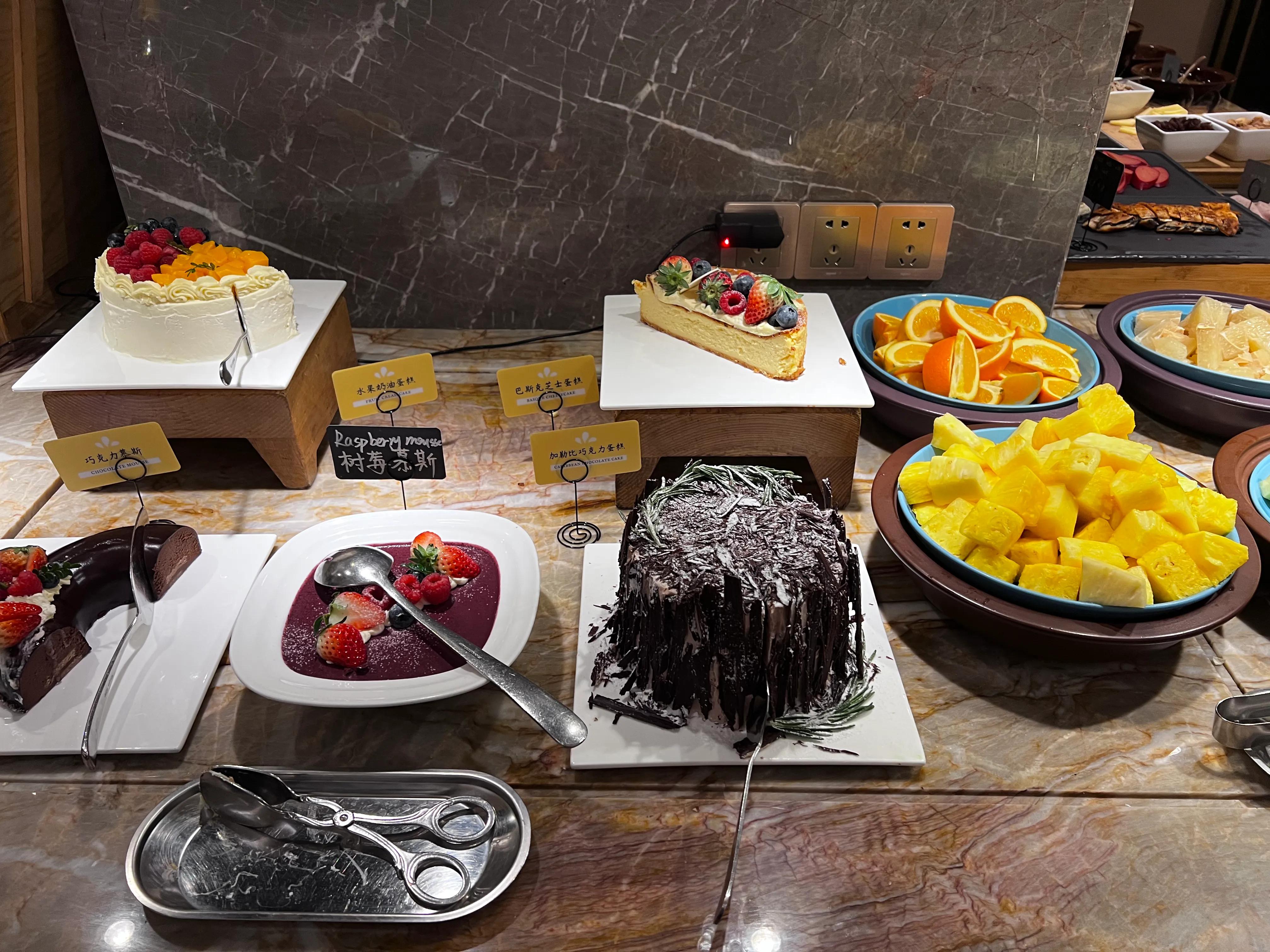 苏州尼盛万丽，躺平后的酒店现状