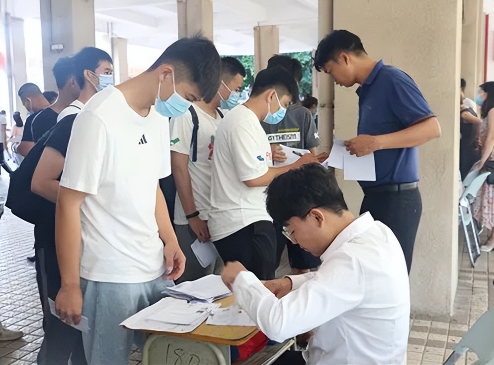 高职单招面试全过程江苏,参加高职单招面试穿什么衣服