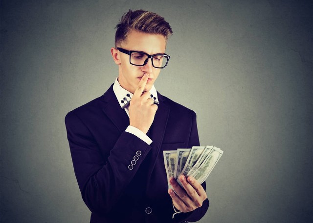 普通人如何白手起家赚美金,普通人如何白手起家赚钱