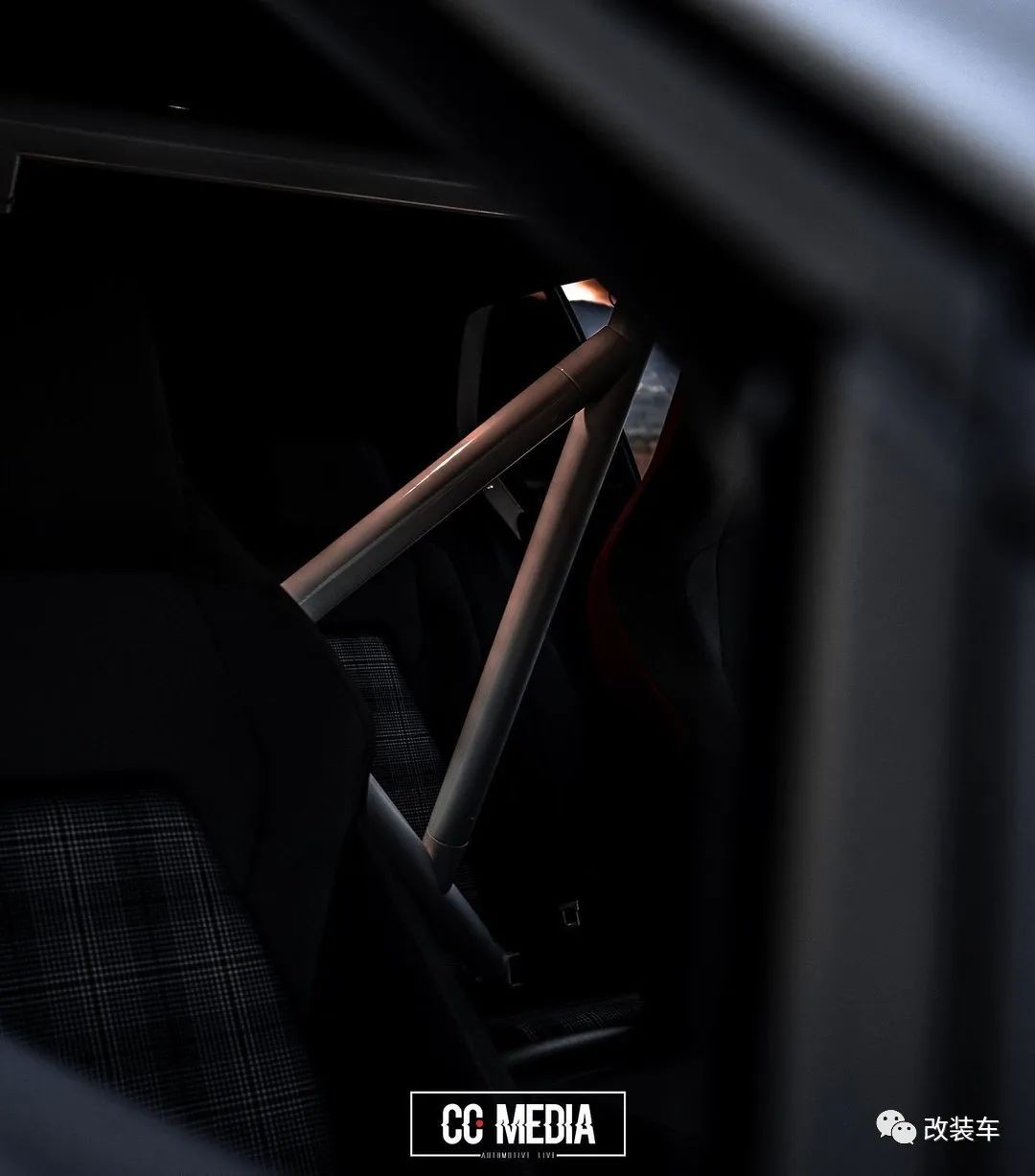 第八代高尔夫gti实车图片,高尔夫8代gti姿态