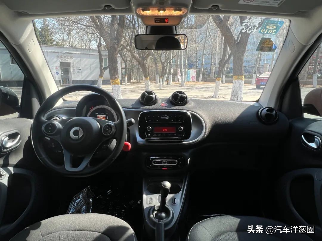 沈阳二手奔驰精灵smart报价,低价出售14年3月奔驰smart