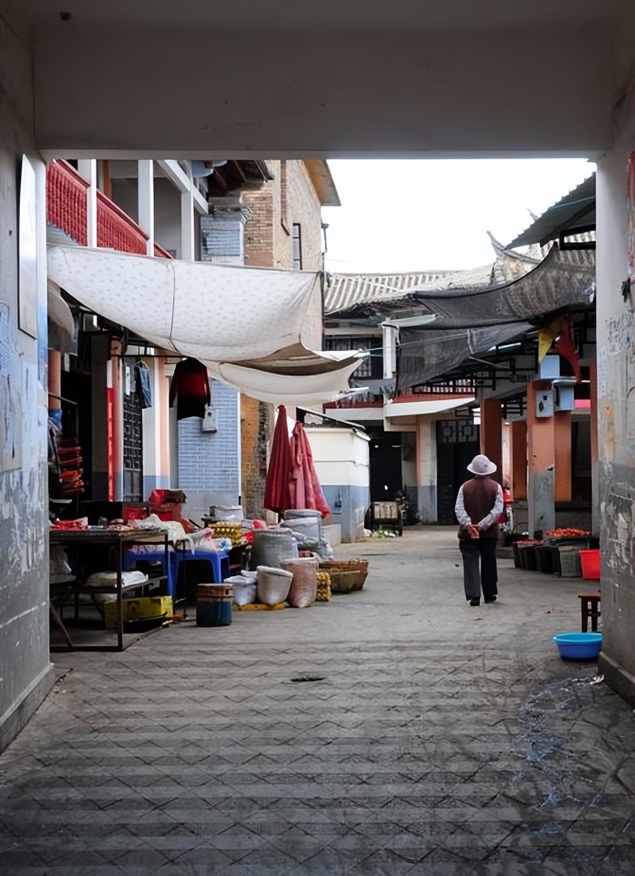 昆明十二生肖街,云南12生肖街在哪里