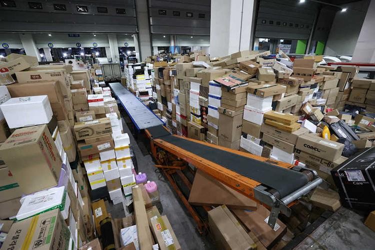 韩国每日近19万包裹延迟交付，我国电商却在“热战”春节｜欧界