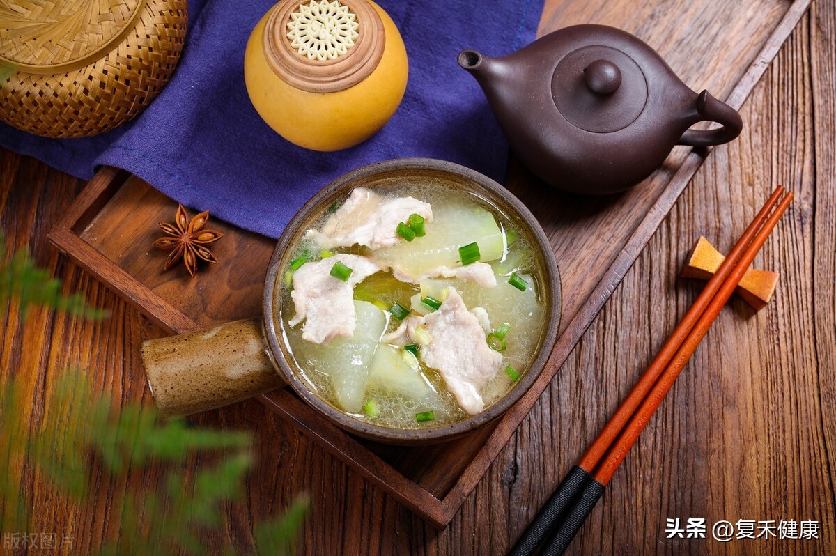 发烧咳嗽能吃羊肉吗,阳了以后能吃羊肉炖萝卜吗