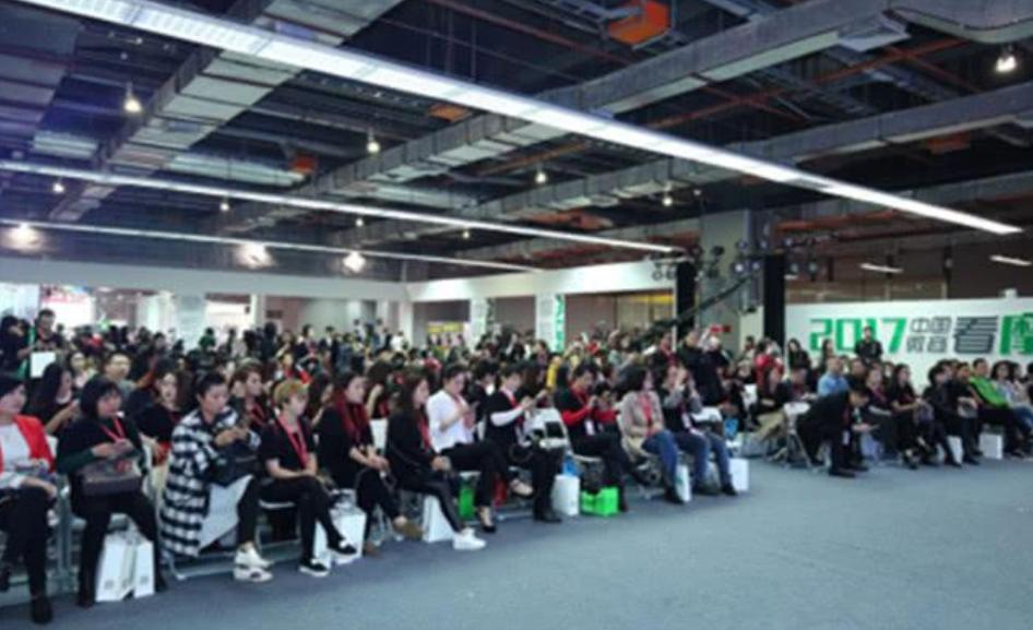 十万微商血本无归,微商压货血本无归