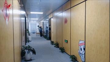 中公教育考公务员经历,考教师参加中公教育培训有用吗