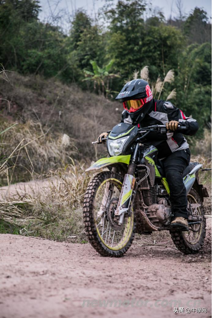 宗申1000型四缸三轮车试驾视频,宗申试驾