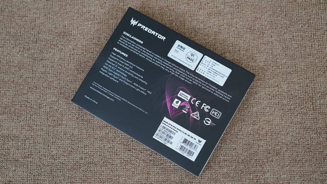 内存宏碁掠夺者ddr5跑分多少,宏碁掠夺者内存条炫光和冰刃展示