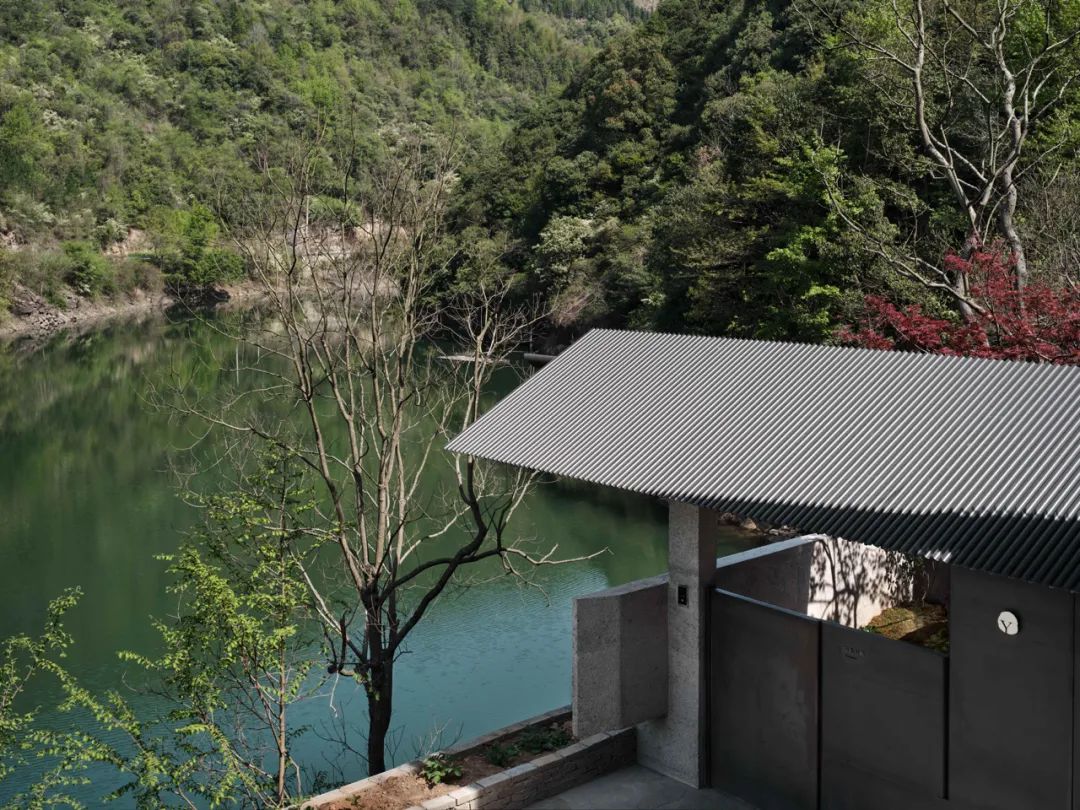 适合夏天避暑的地方民宿,贵阳市包吃住避暑酒店