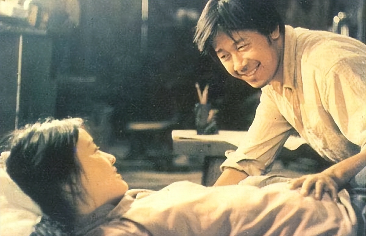 周韵支持姜文拍电影,周韵采访说如何拴住姜文