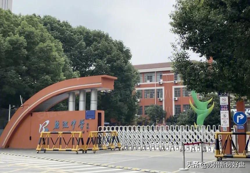 万科保利滨河湾采光,万科保利滨河湾花园区位