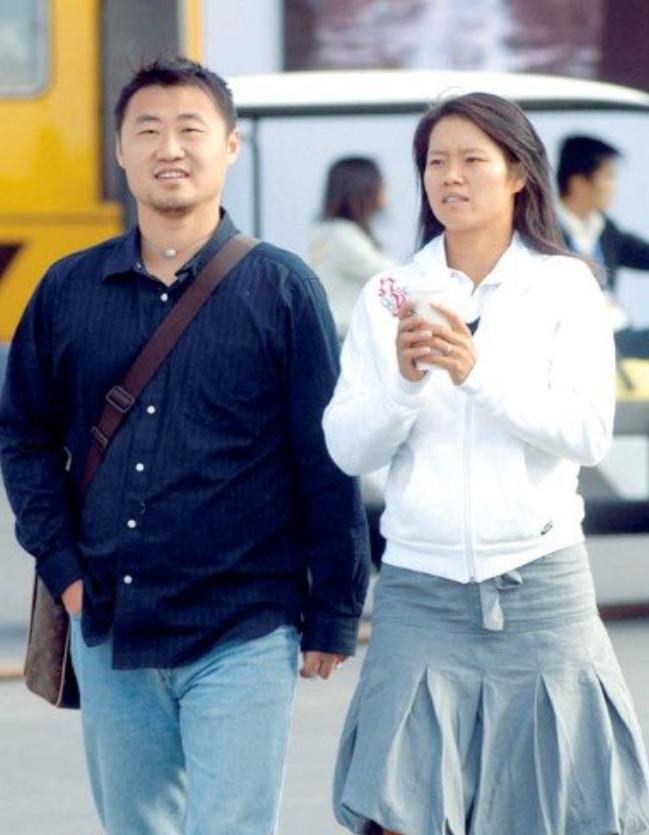 姜山李娜网球对决,李娜姜山网球指导