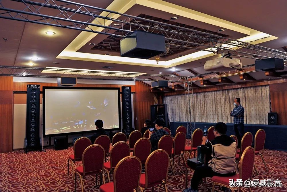 超级家庭影院的豪华配置:体验法国FOCAL1000Utopia系列家庭影院