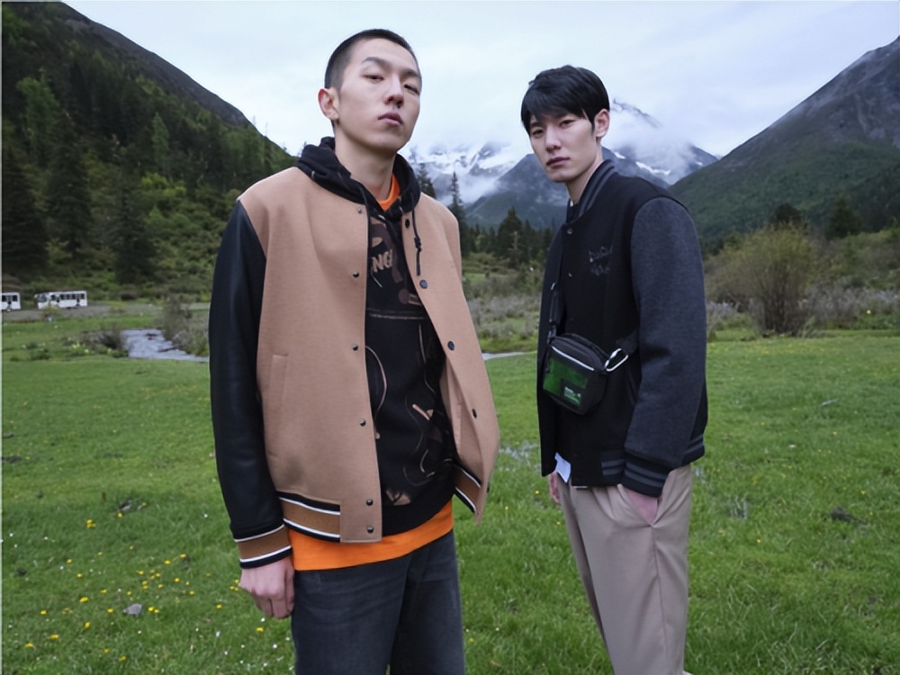 「昆仑胜境」与狼共舞发布2022秋冬系列