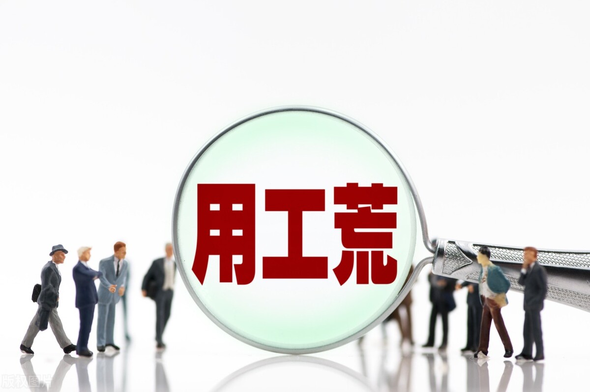 2022年农民工清退标准,今年农民工打工现状要怎么办