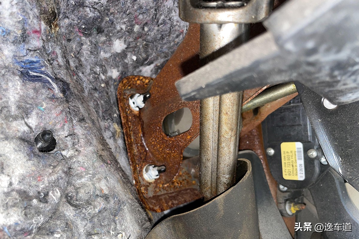 美女客户花2万买的代步车，这台09年的二手polo你觉得值吗？